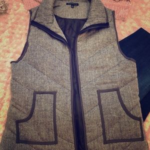 Women’s Vest.